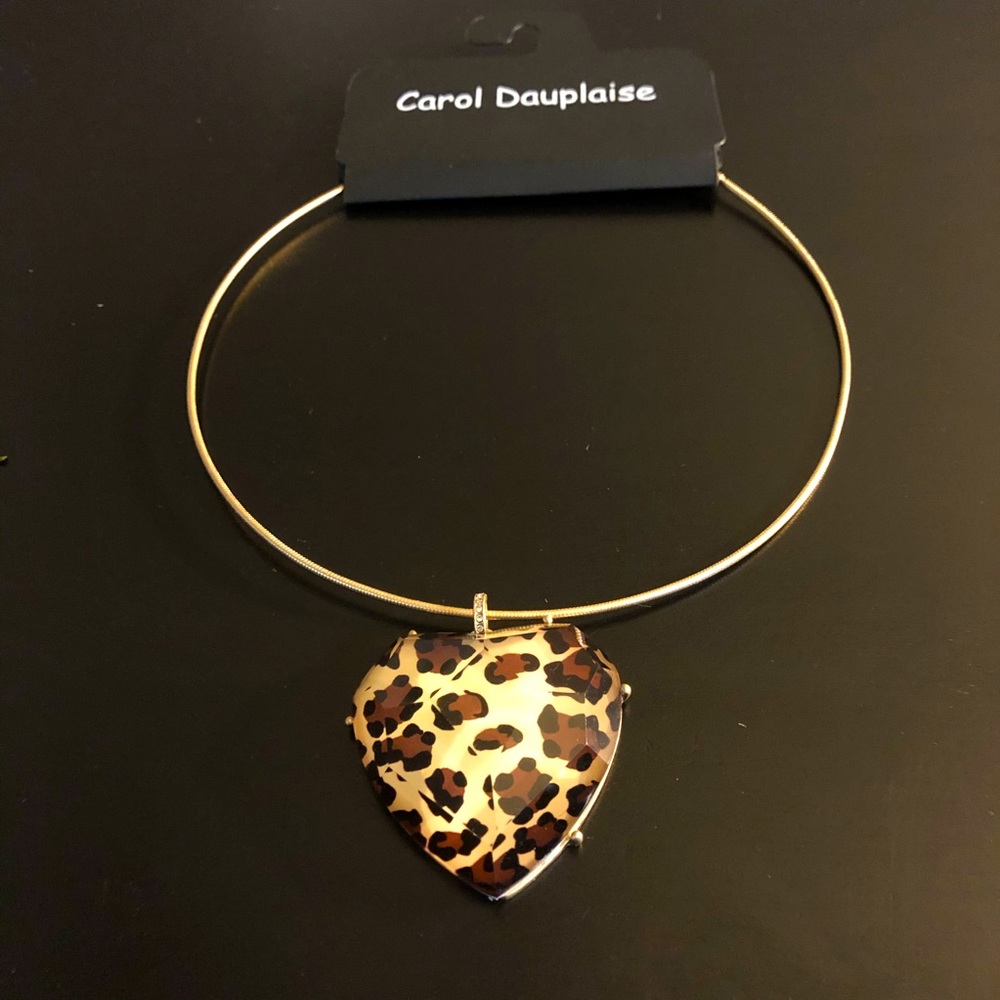 Carol Dauplaise Choker